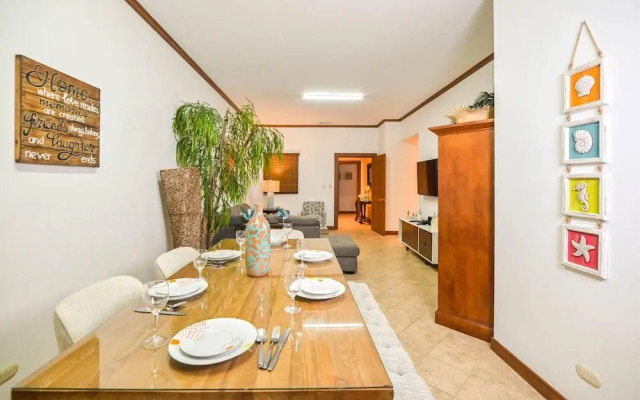 Veranda 1H - 3 bdr 3 Bath Family