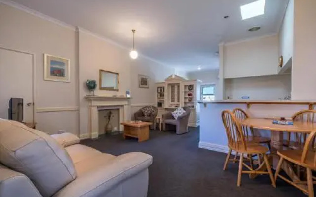 Foreshore Apartment 104