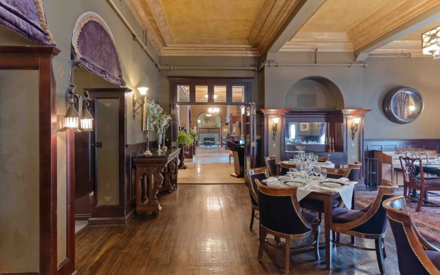 The Detroit Club