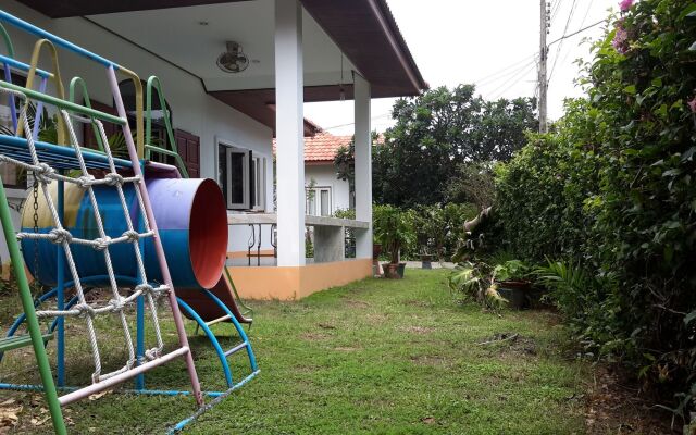 Mae Rampung Beach House 2