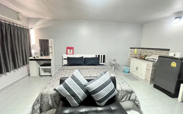 Impact Muangthong Condo C3 by Miles