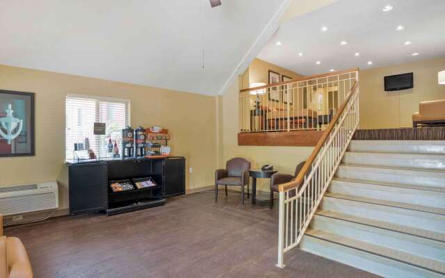 Extended Stay America Select Suites Birmingham Inverness