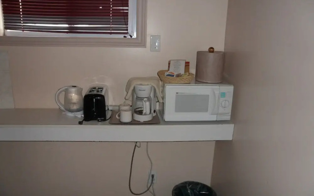 Silver Birch Motel