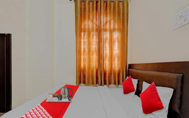 OYO Flagship 70026 Rajvanshi guest house