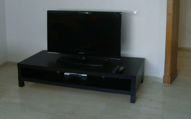 Oasis Square Apartment