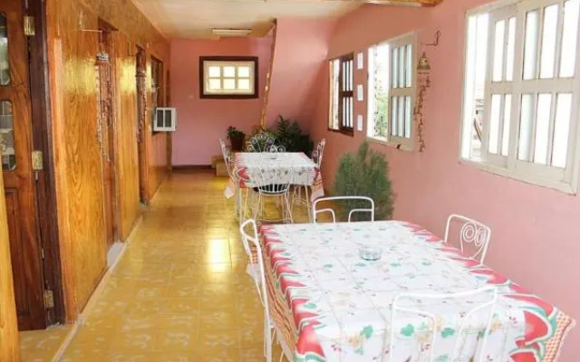 San Jose Street Rooms