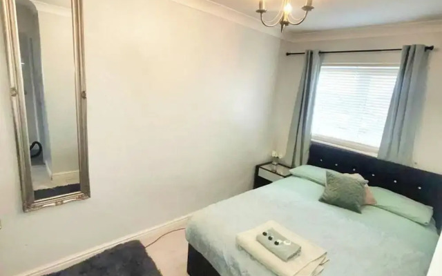 Doncaster -very Quiet-private Parking-dog Friendly