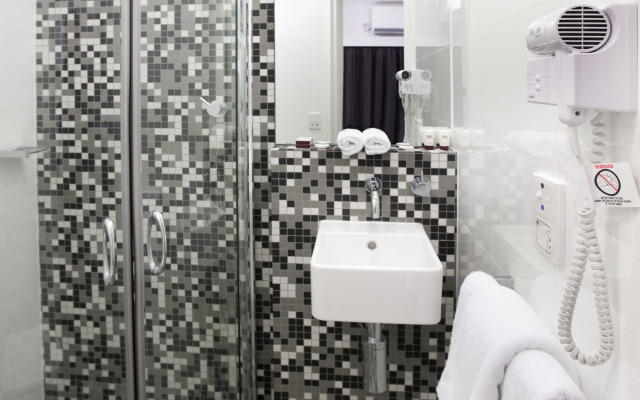 Majestic Minima Hotel