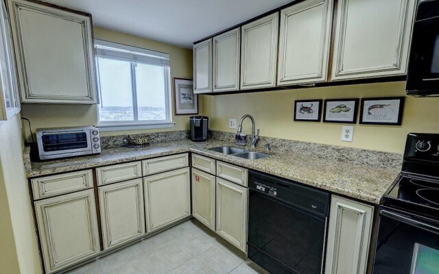 Edgewater West by ALBVR