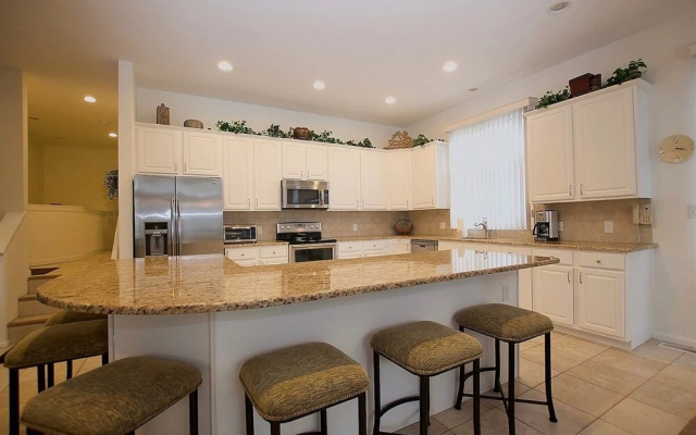 Oc713 7th St-1st Floor