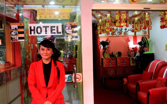 OYO 43927 Sassana Hotel (Sanitized Stay)