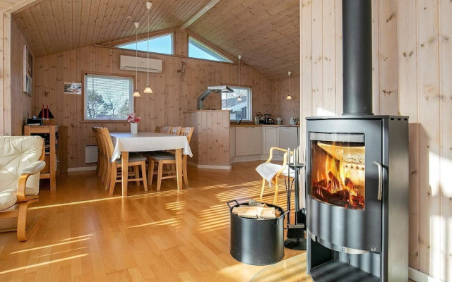 Spacious Cottage in Lønstrup With Terrace - фото 2