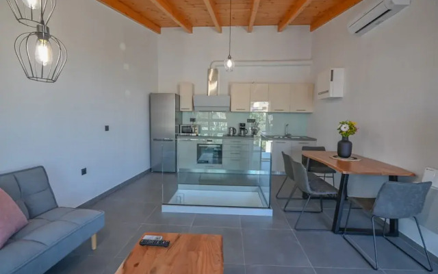 Villa Garifalia with Sauna & Hydromassage