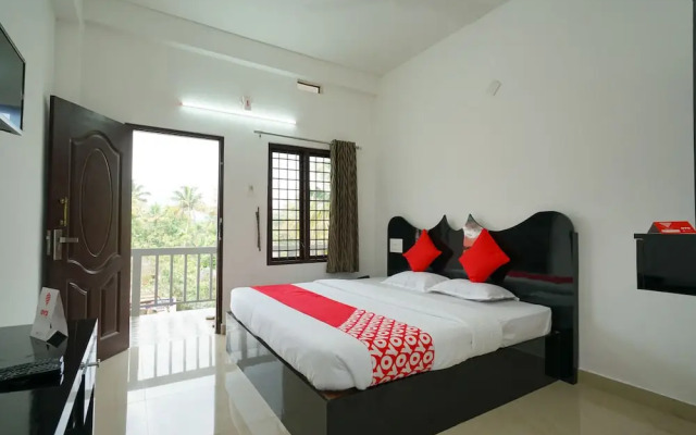 OYO 23388 Fathima Residency