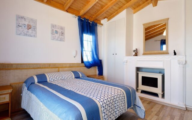 Villa - 3 Bedrooms with Pool and WiFi - 104417