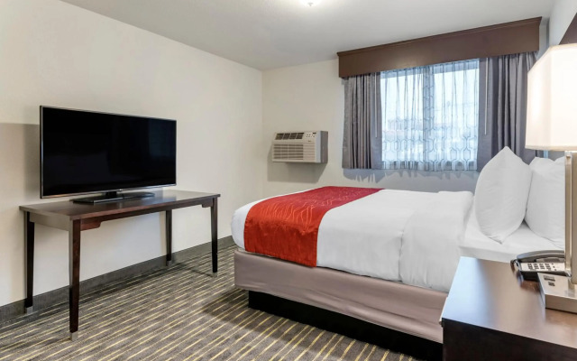 Comfort Inn & Suites Tigard near Washington Square