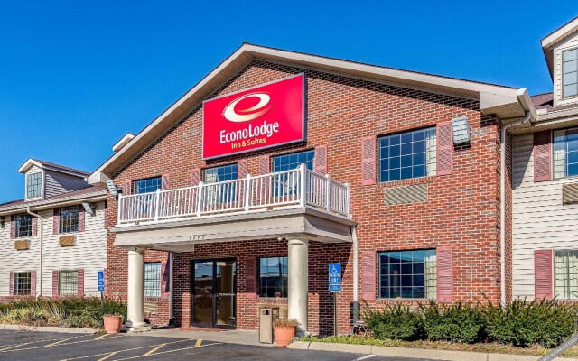 Econo Lodge Inn & Suites