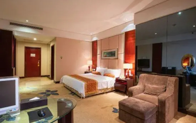 Dynasty Commercial Hotel