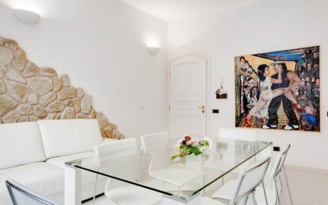 Sarzana White Apartment nel Centro Storico