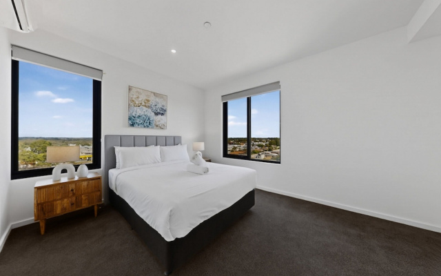Newly Built Apartment Near Shops and Parks
