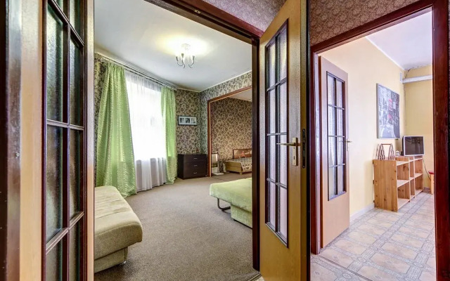 Longo Apartment Nevskiy 112