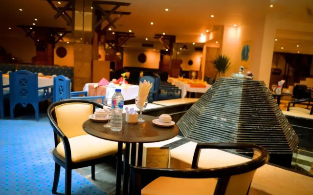 Cleopatra Hotel