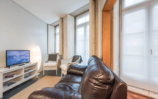 GuestReady - Ao Coliseu 2D Central studio suite