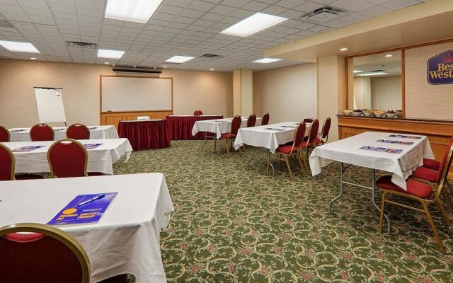 Best Western Voyageur Place Hotel