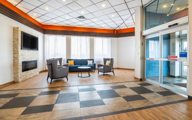 Comfort Inn & Suites Barrie