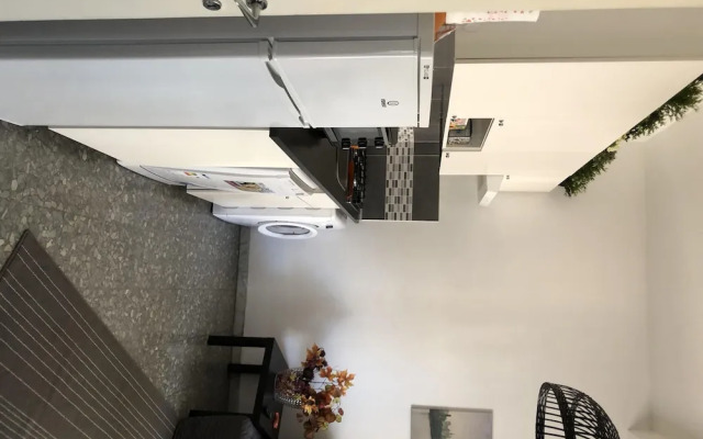 Quiet Penthouse - C14