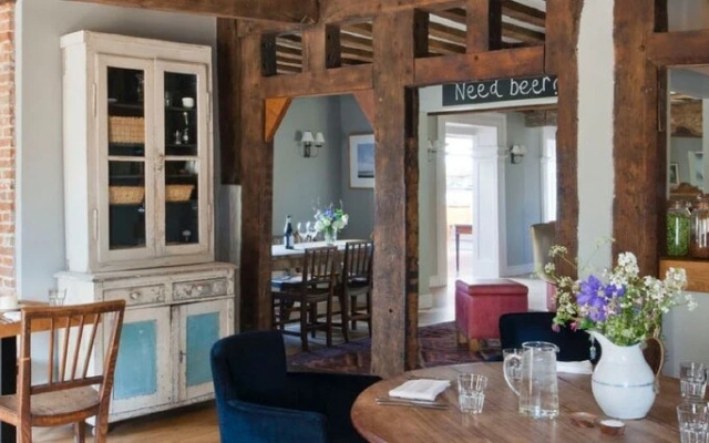 Fritton Arms Collection