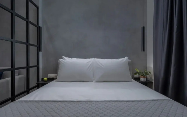 Hebrard Industrial Suites