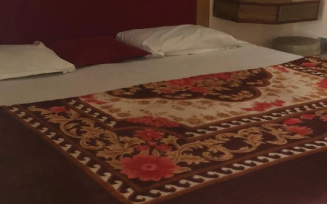 Hotel Gupta Palace