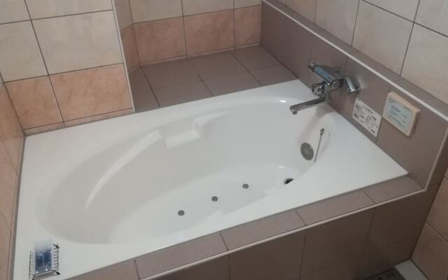 Hotel Linden Oji