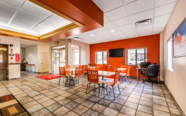 Red Roof Inn Johnstown