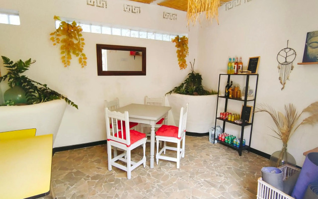 Free Canari - Los Alamos 8