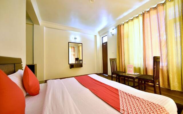 OYO 11645 Hotel Japika Inn