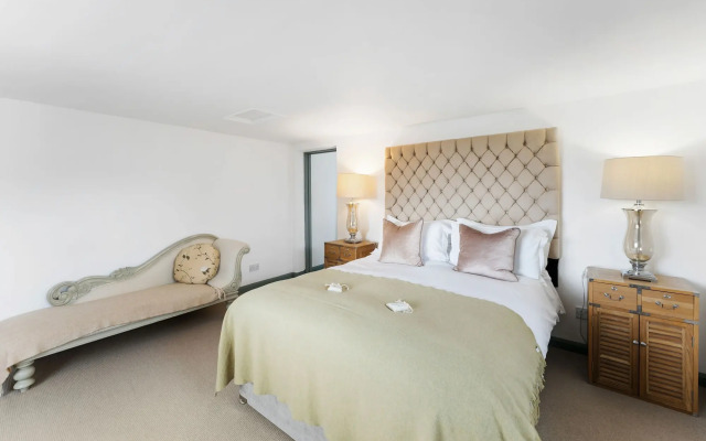 The Rosevine