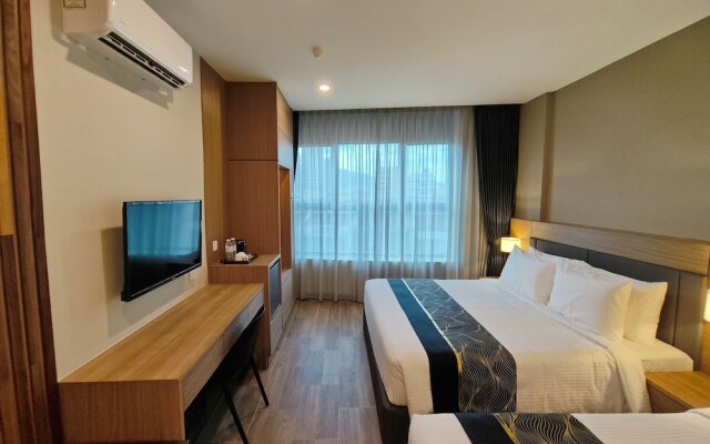 Zoom Hotel