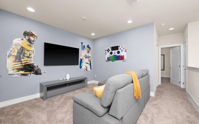 Cozy 3bd 3bath @HiddenForest with pool