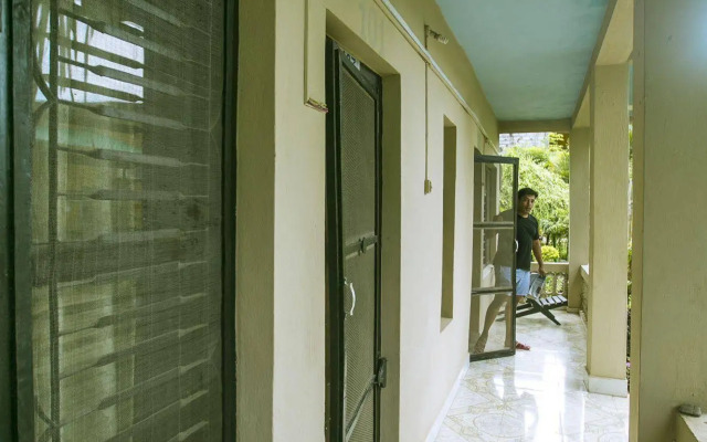 Sauraha Nana Hotel