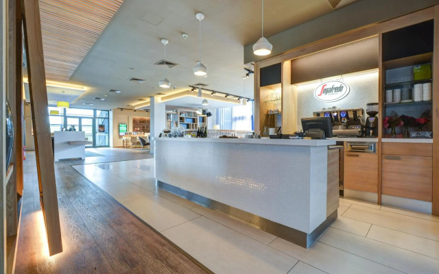 Holiday Inn Prague Airport by IHG