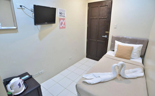Amax Inn Makati II