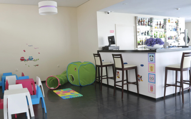 Monte Lírio Hotel