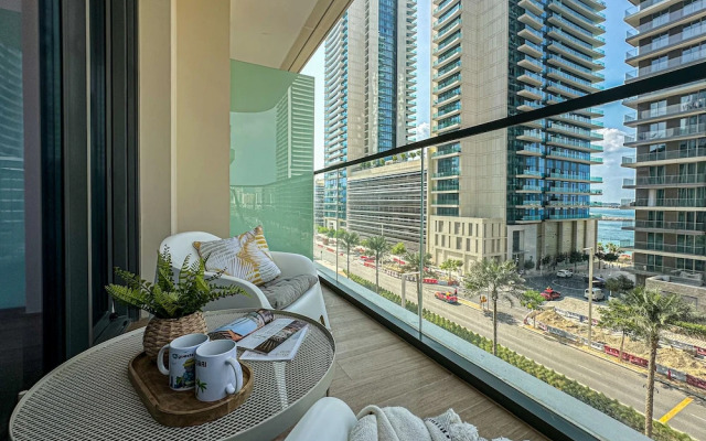HiGuests - Marina Vista Tower 2