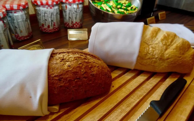 Best Western Chilworth Manor Hotel