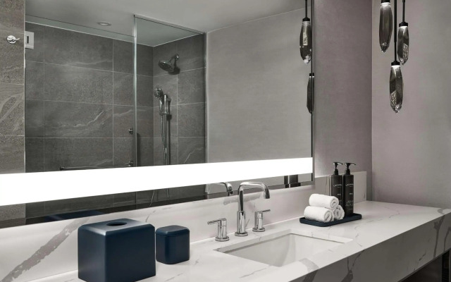 Hotel Alpenrock Breckenridge, Curio Collection by Hilton