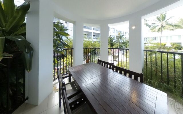 4111 Beach Club Direct Pool Access