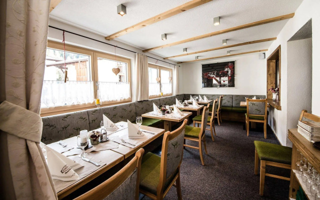 Hotel Kristall