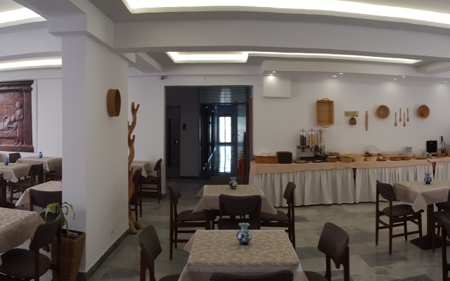 Parthenon Hotel